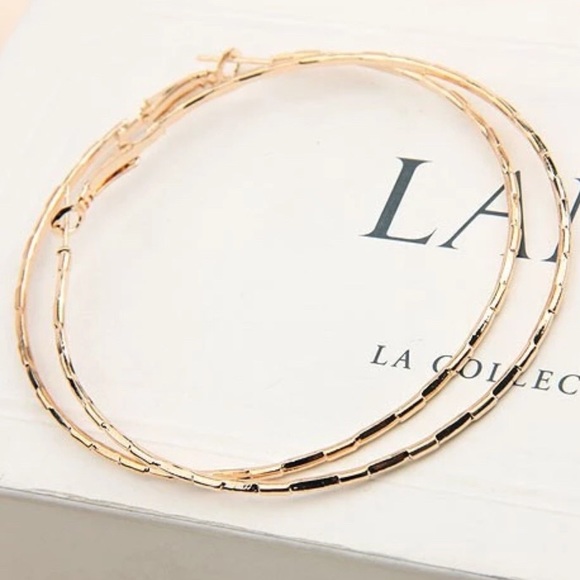 Back in Stock!!! 🆕 Faceted Gold Hoops - Picture 2 of 3